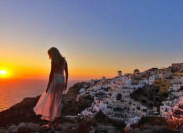 5 Romantic Places for Couples in Santorini