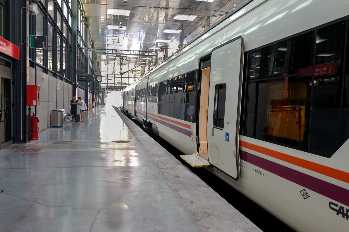 Day Trip to Cádiz from Seville • The Blonde Abroad