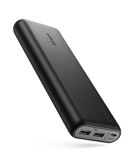 https://www.theblondeabroad.com/wp-content/uploads/2018/07/Travel-Charger.jpg