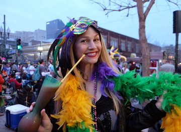 mardi gras thumb