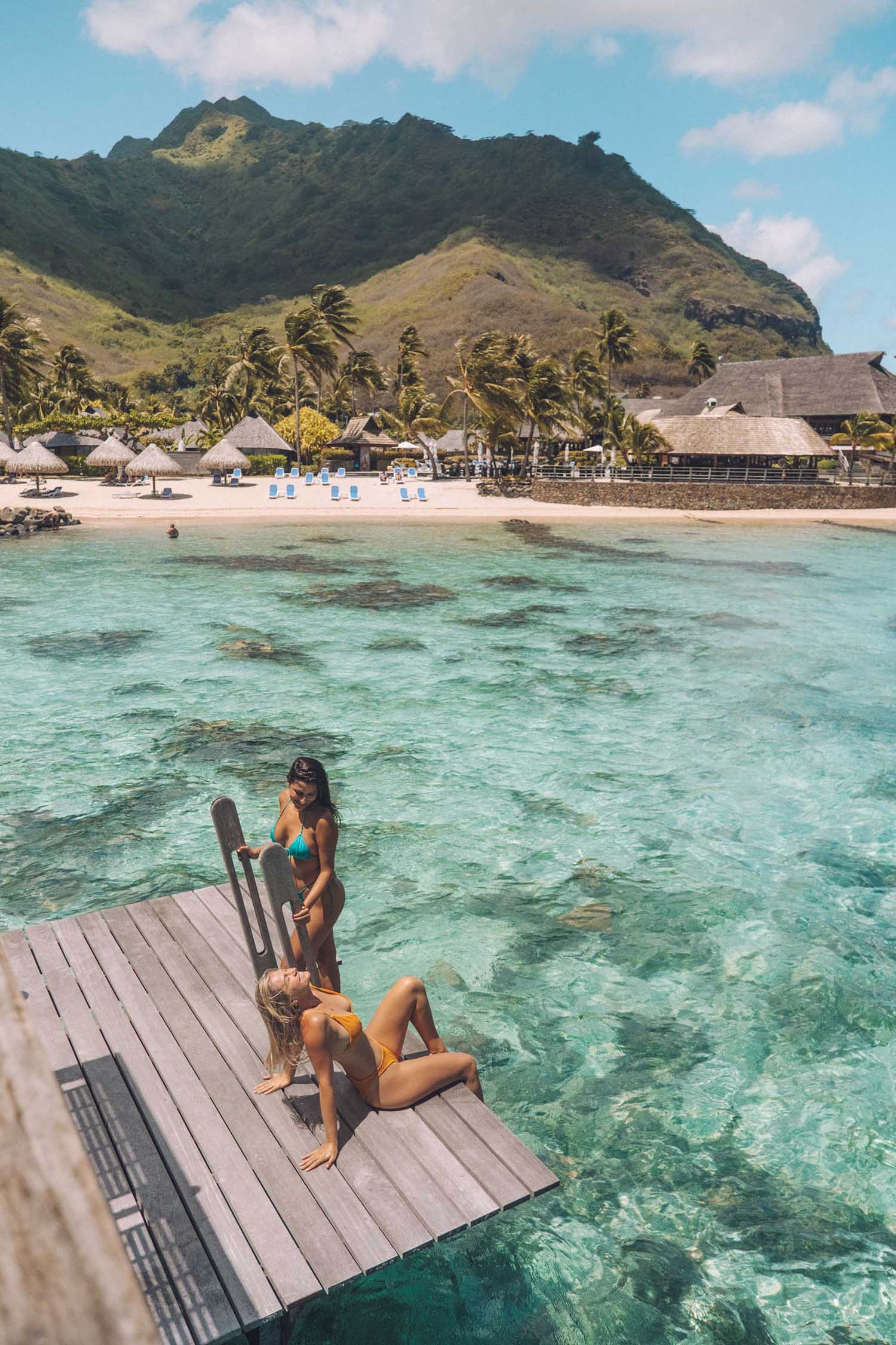 moorea overwater bungalow