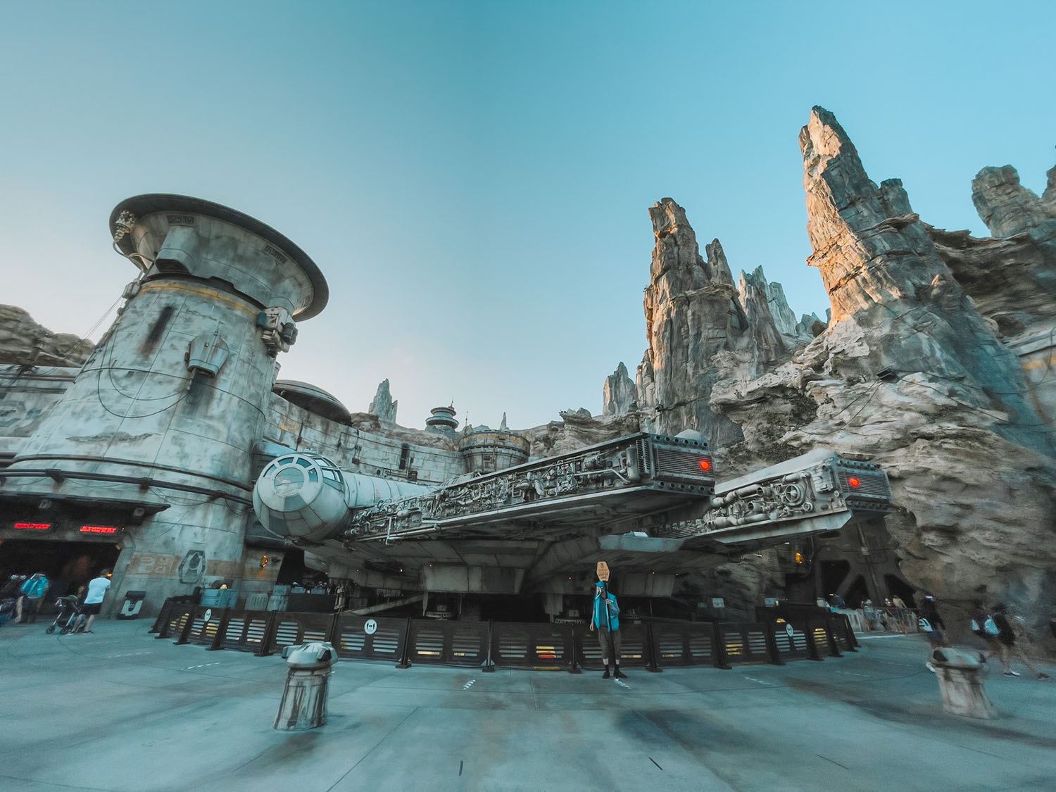 star wars rise of the resistance disneyland covid