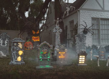 Halloween Spooky Decor House