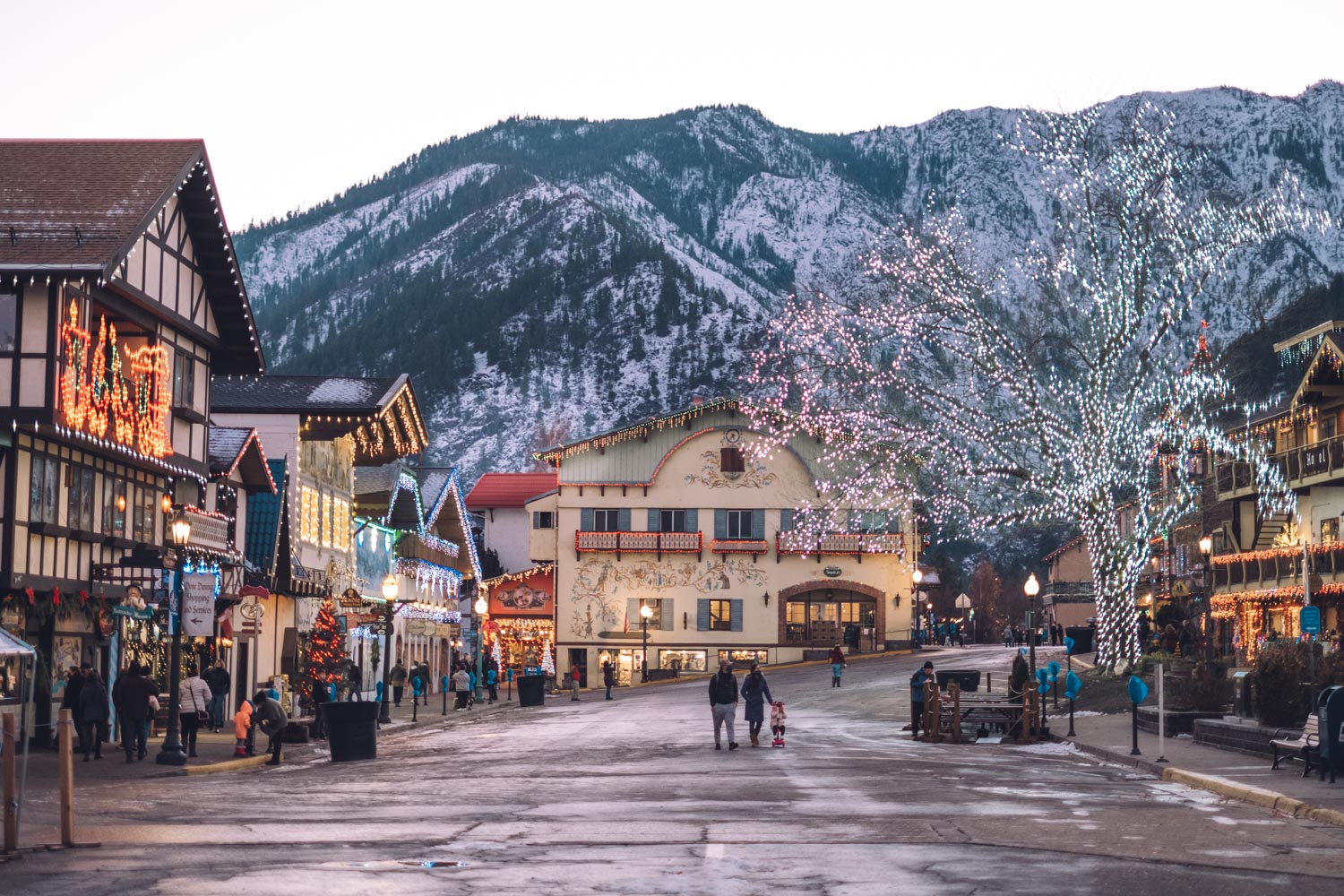 Christmas Holidays Leavenworth Washington Day Trip Seattle