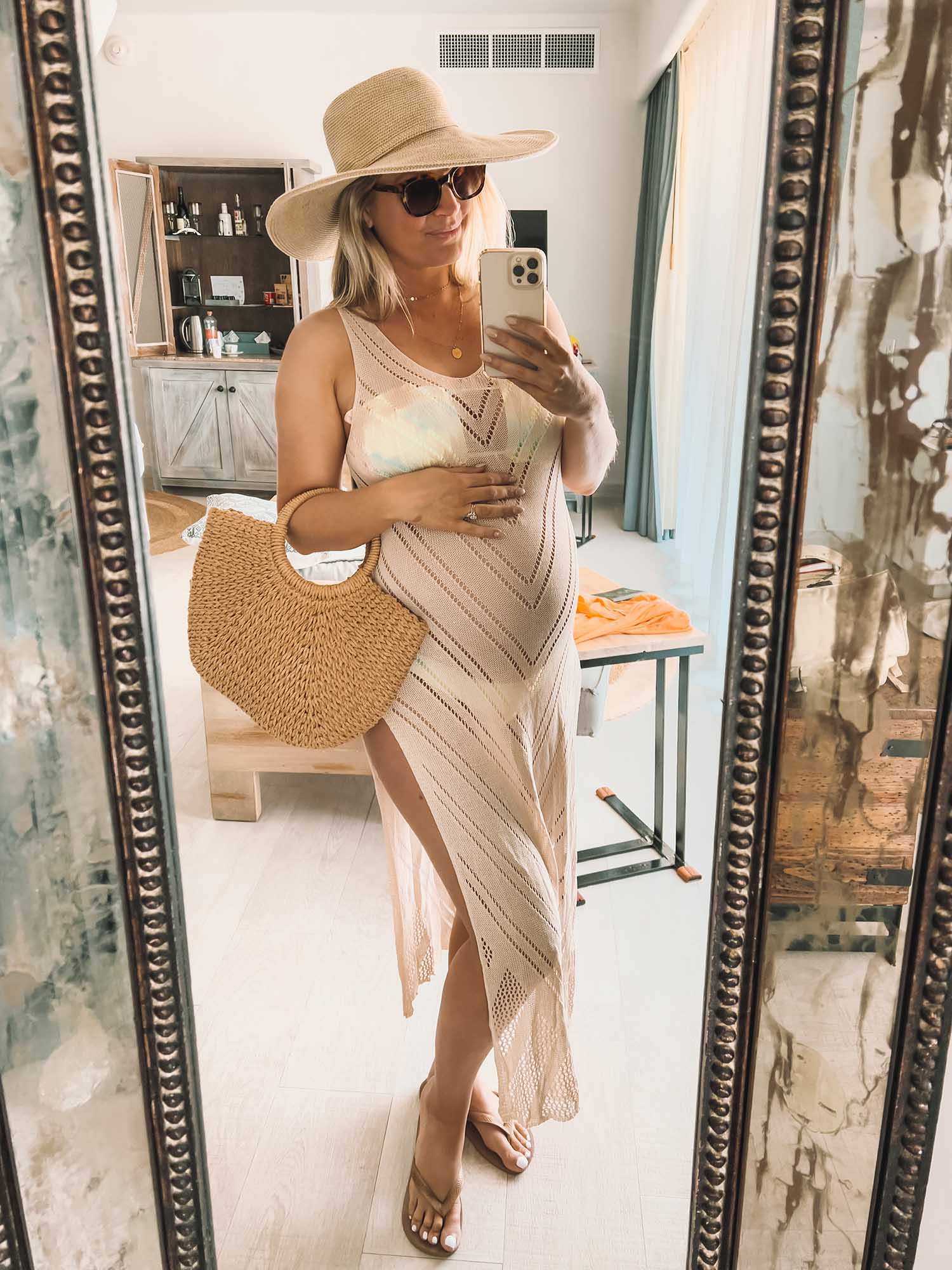 Cute Maternity Outfit Ideas for the Stylish Mama • The Blonde Abroad