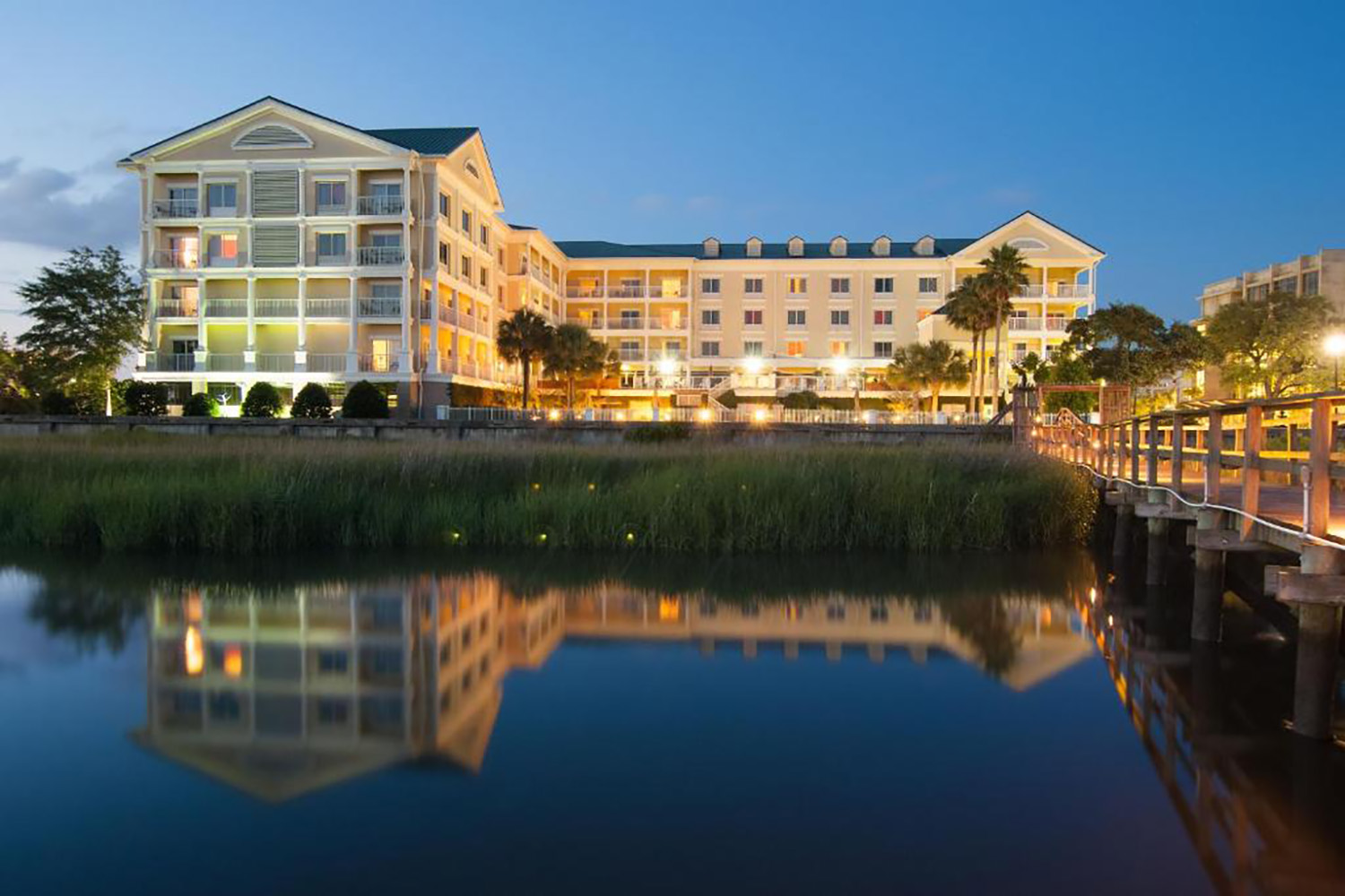 Courtyard Marriott Waterfront Charleston